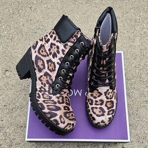 New Top Moda boots women's size 7.5